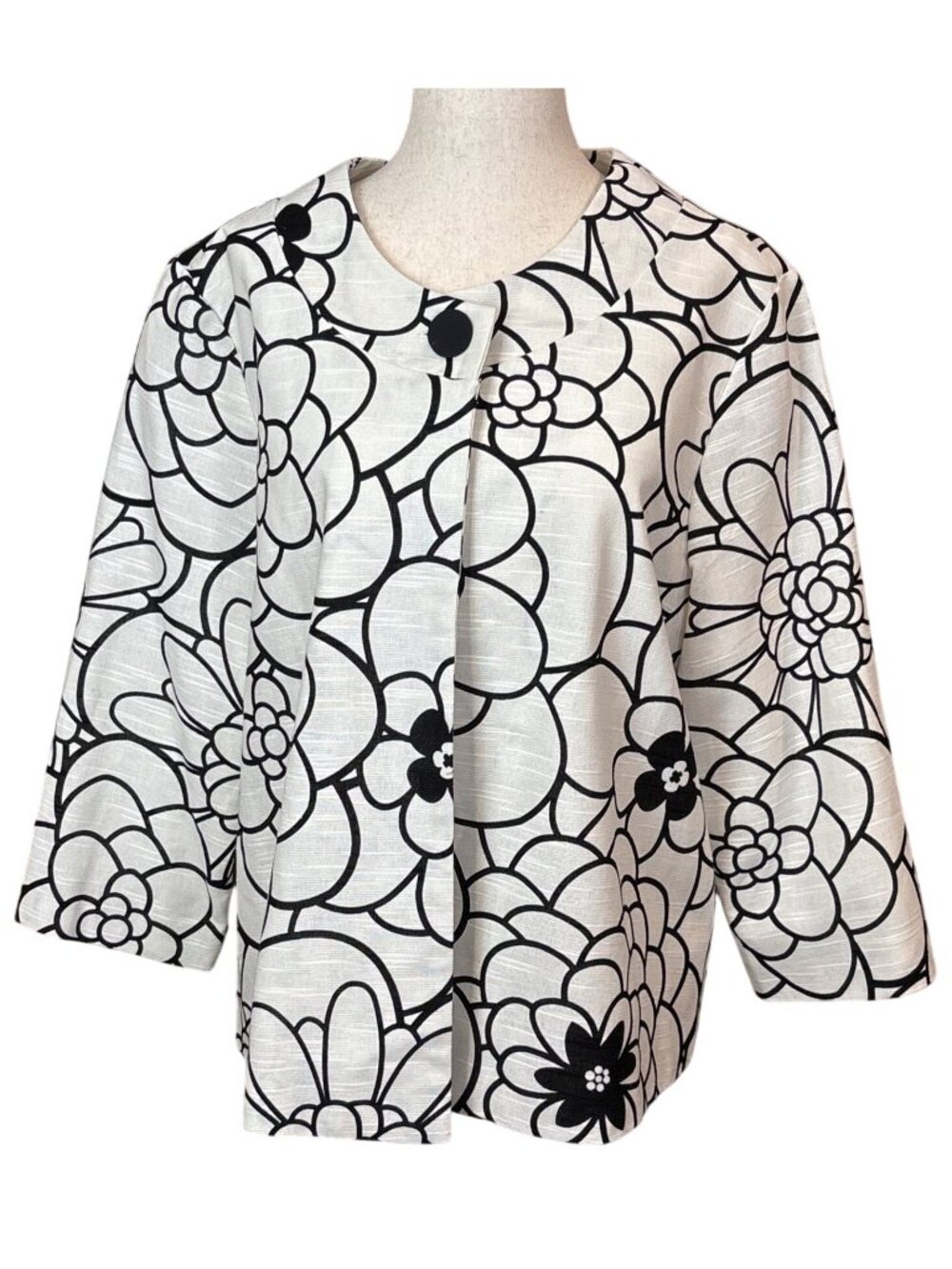 Floral Black & White Jacket By Graff Medium 3/4 Sleeve Cotton-Linen Blend